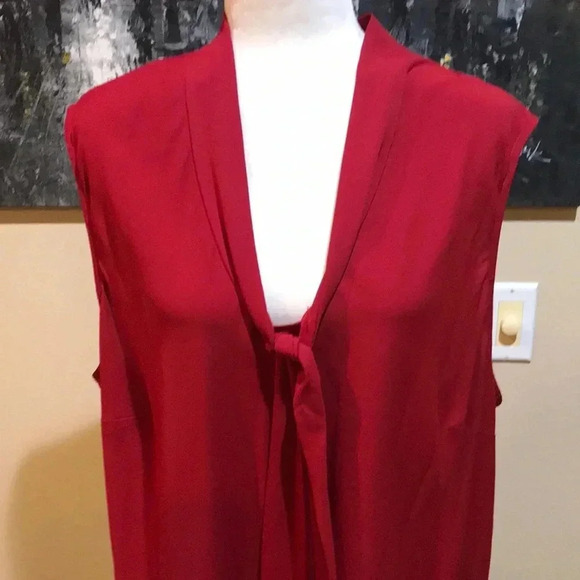 Anne Klein Red Sleeveless Tie Front Blouse-Size 3X - Picture 5 of 10